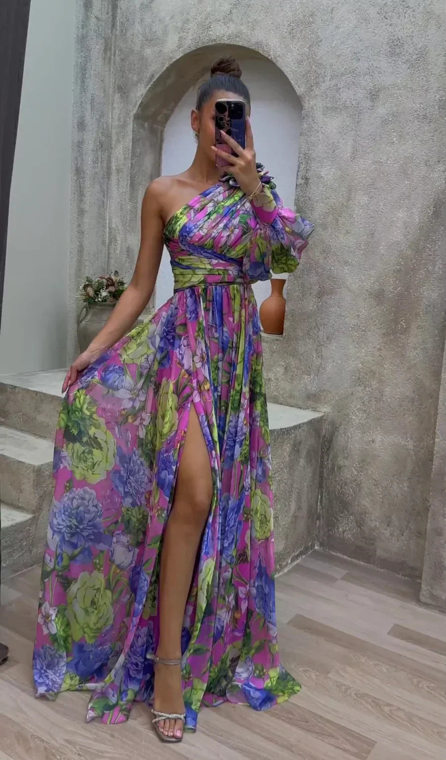Anke Florales Chiffon-Sommerkleid One-Shoulder mit Beinschlitz Foto 1