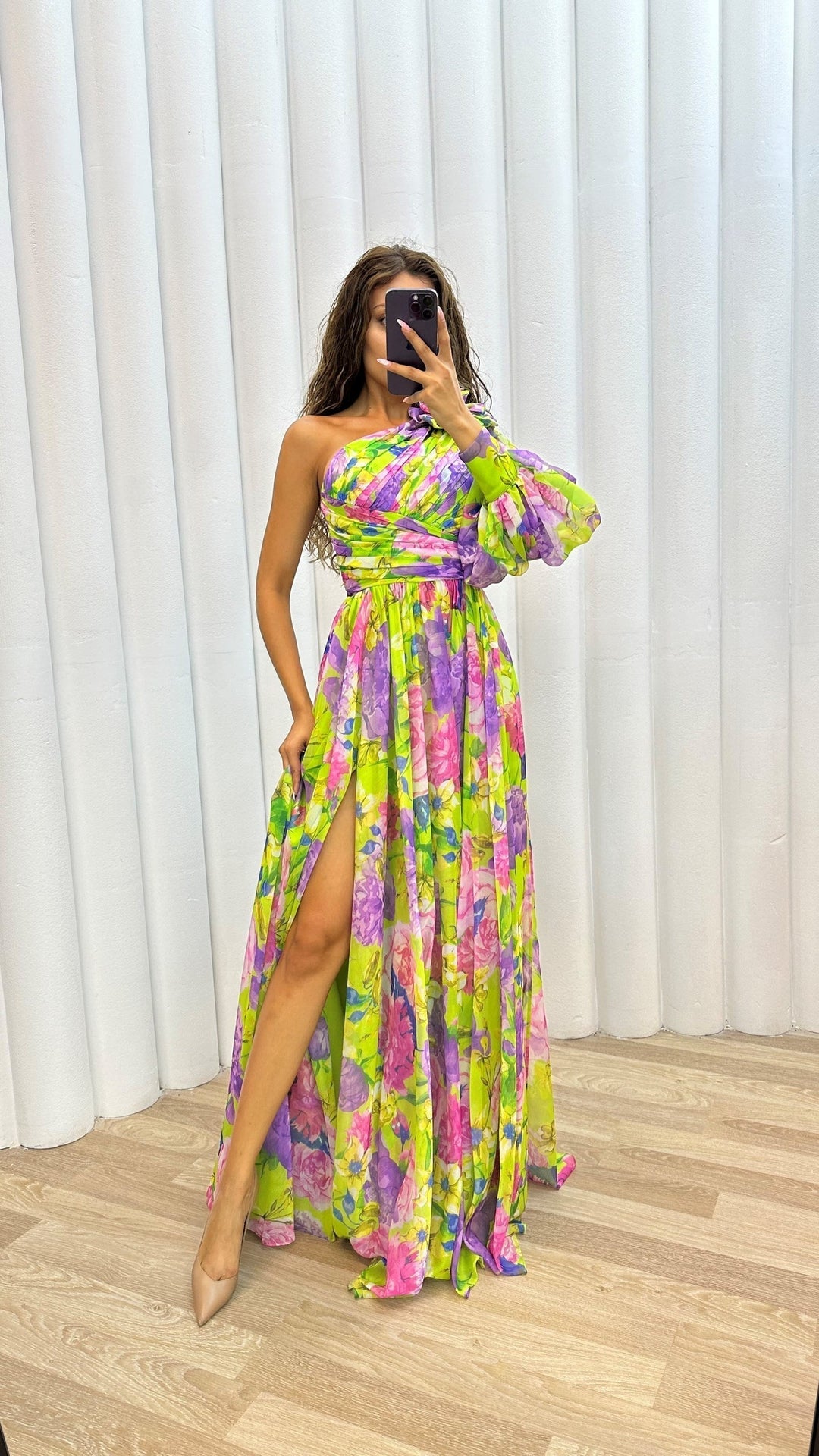 Anke Florales Chiffon-Sommerkleid One-Shoulder mit Beinschlitz Foto 2