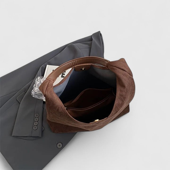 Antje Minimalistische Schultertasche für den Alltag Foto 3