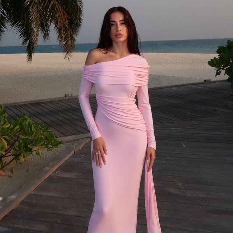 Berit Schulterfreies Abendkleid mit langen Ärmeln Foto 1