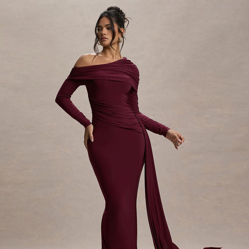 Berit Schulterfreies Abendkleid mit langen Ärmeln Foto 3