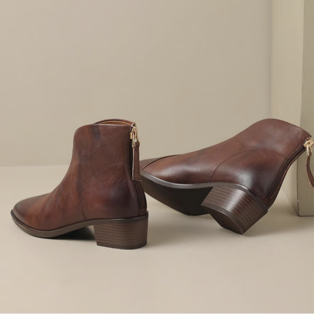 Braune Stiefeletten Damen mit niedrigem Absatz (2)