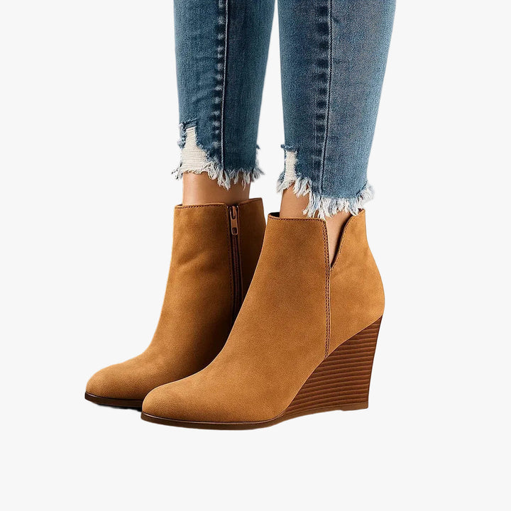Damen Herbst-Stiefeletten aus Wildleder mit Keilabsatz