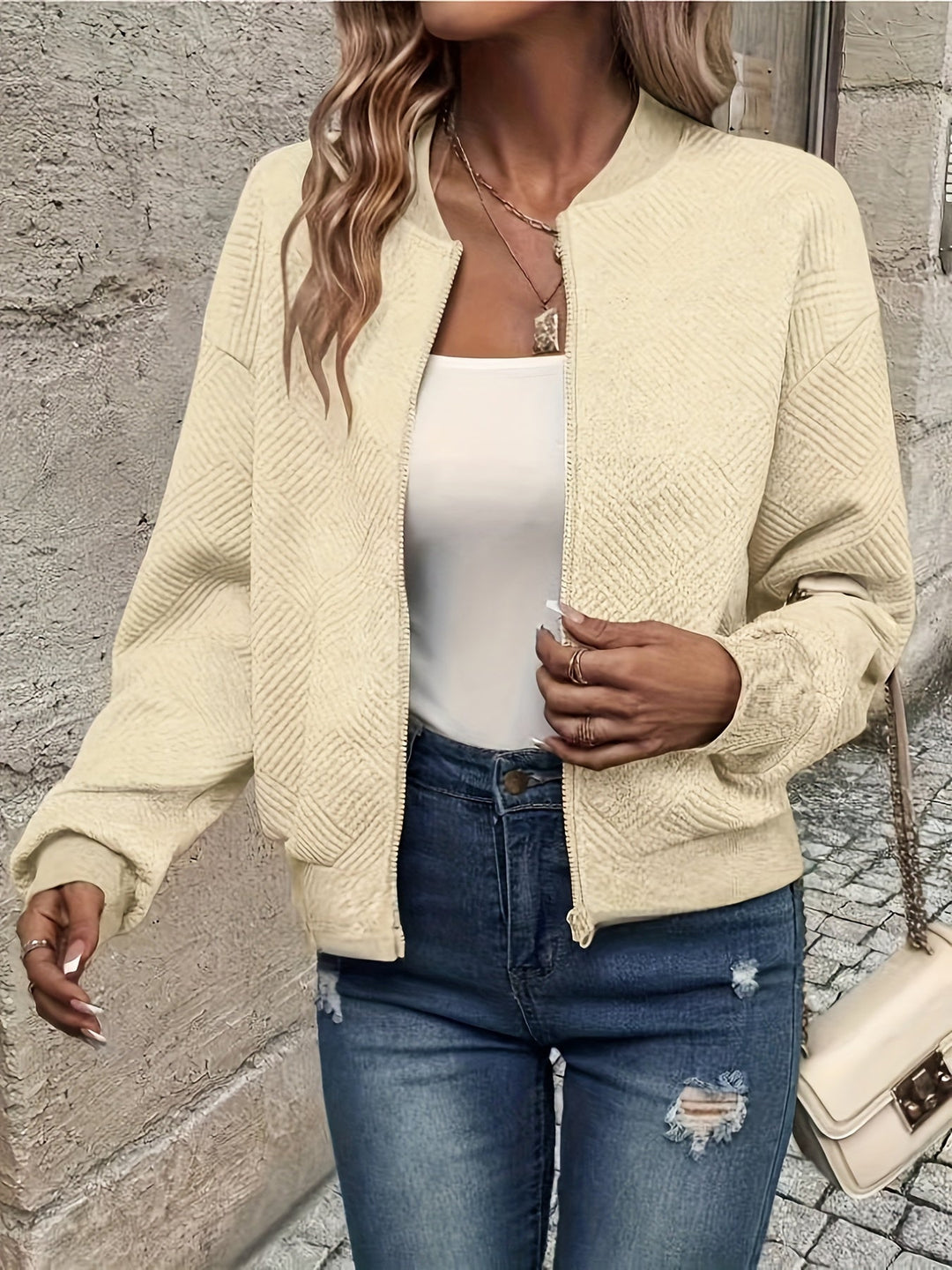 Damen Jacke im minimalistischen Design für Layering in Aprikose