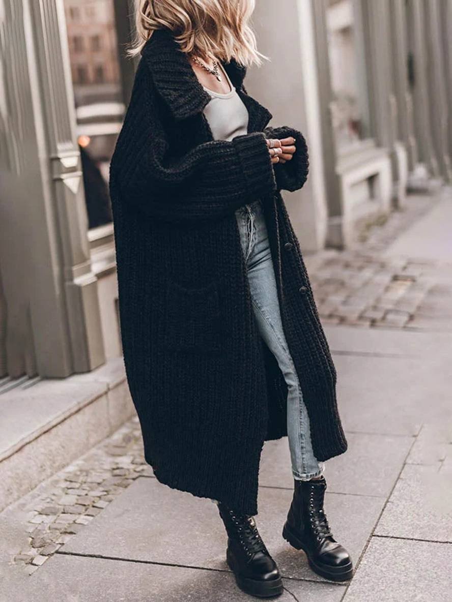 Damen Oversized Maxi Strickjacke aus Rippstrick in Schwarz