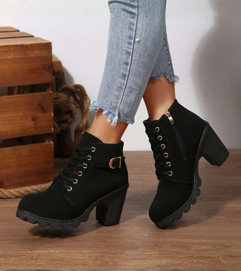 Damen Schnürstiefel im modernen Stil