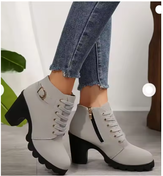 Damen Stiefel mit zeitloser Eleganz für Herbst in Grau