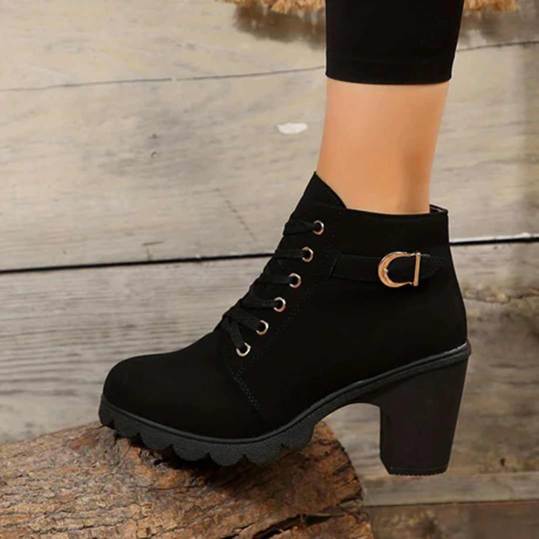 Damen Stiefel mit zeitloser Eleganz für Herbst in Schwarz 2