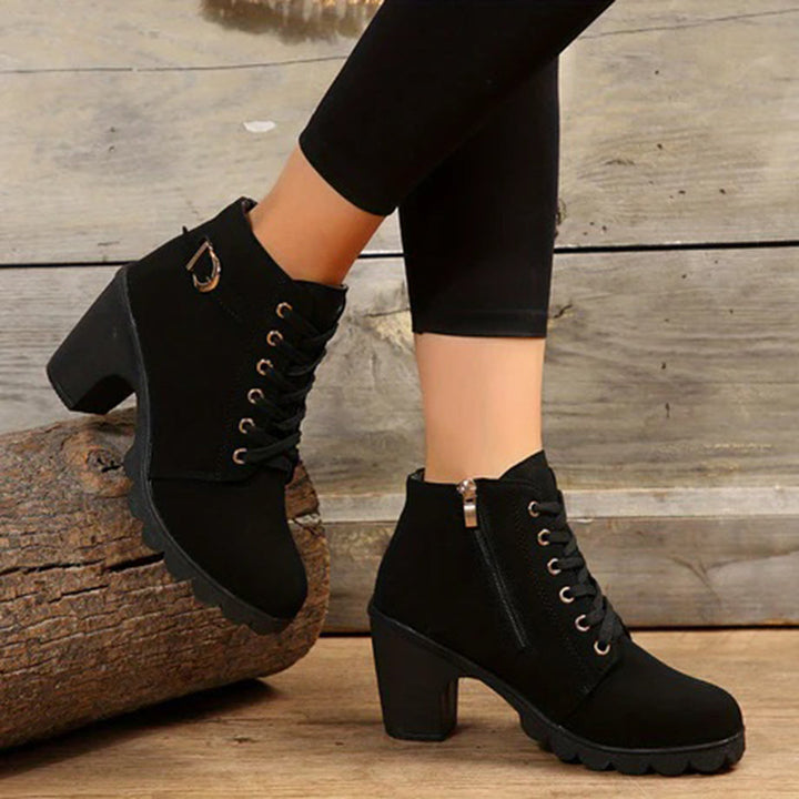 Damen Stiefel mit zeitloser Eleganz für Herbst in Schwarz 3