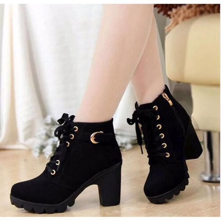 Damen Stiefeletten im Vintage-Stil mit Plateau in Schwarz