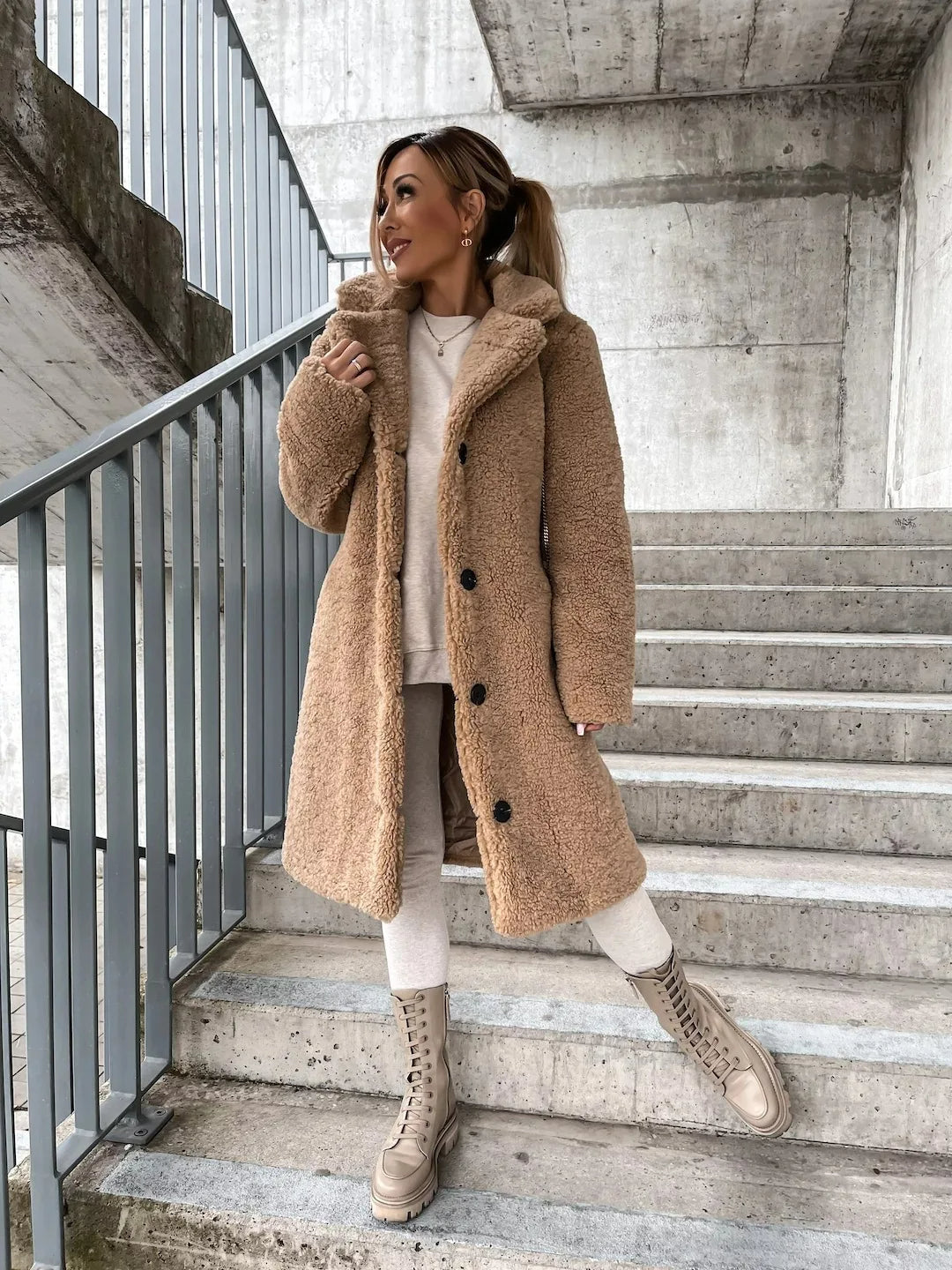 Damen Wintermantel aus Plüsch für Herbst