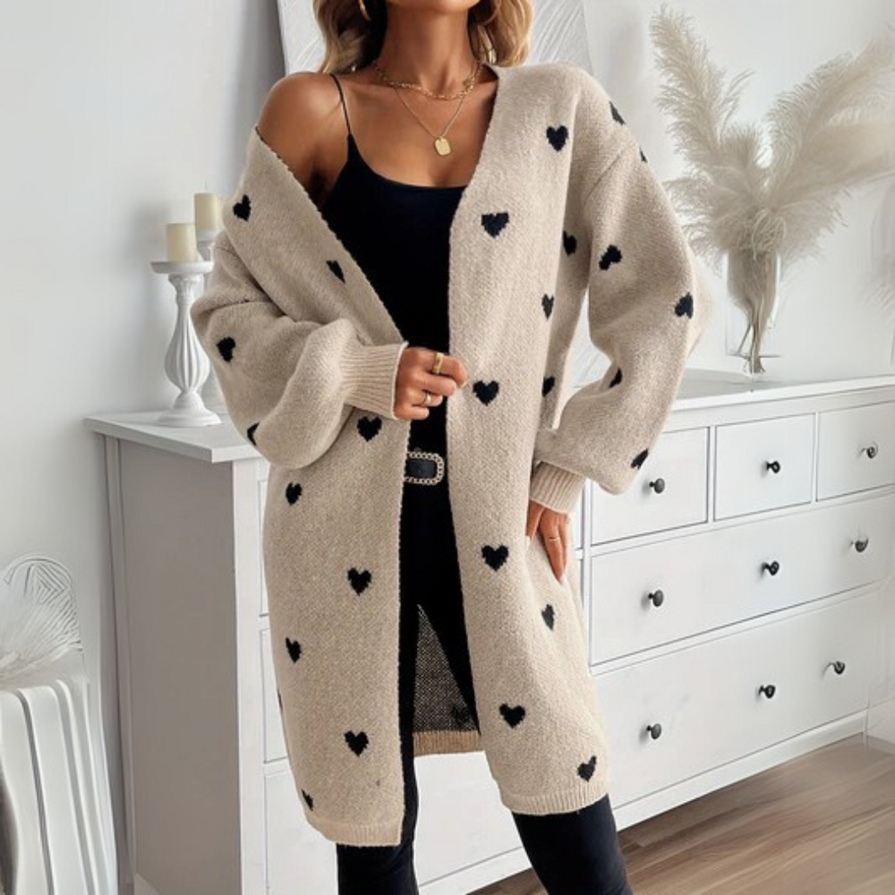 Elegante Damen Strickjacke im schmalen Schnitt in Beige