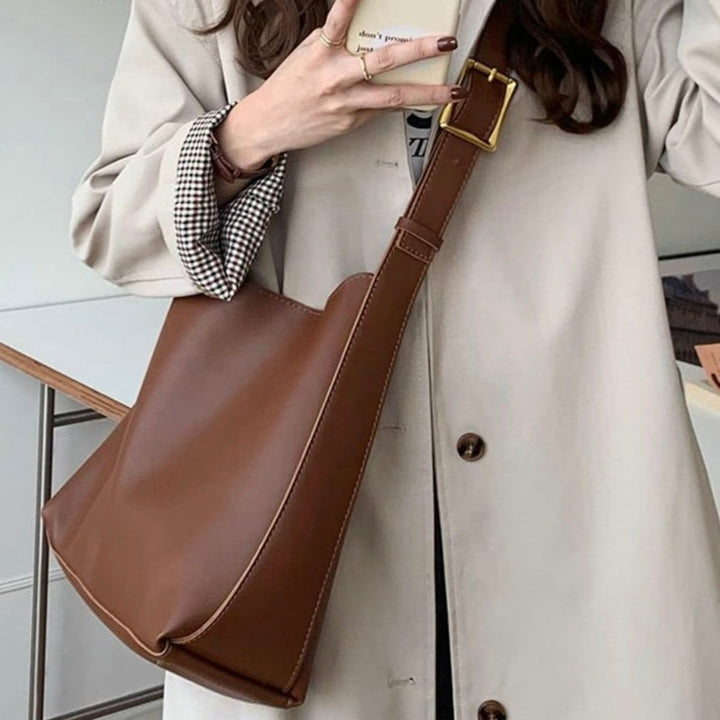 Elegante Handtasche mit Schnallenverschluss für den Alltag (9)