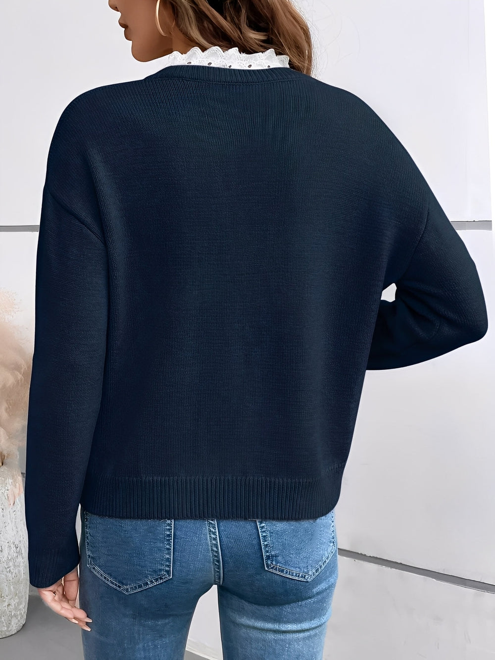 Eleganter Damen Sweatshirt mit Spitze (2)