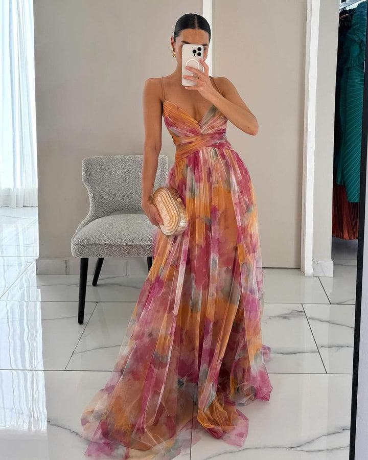 Elin Romantisches Chiffon-Maxikleid mit Blumenprint und Trägern Foto 1