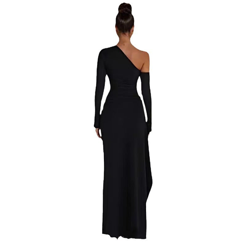 Gunvor Schwarzes One-Shoulder-Abendkleid mit hohem Beinschlitz Foto 5