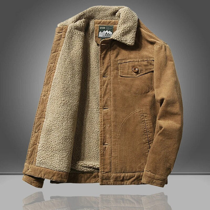 Isolierte Herren Jacke für den Herbst in Kaffe