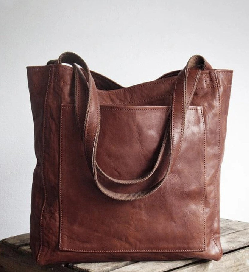 Klassische Damen Handtasche Elegant und Praktisch in Dunkelbraun