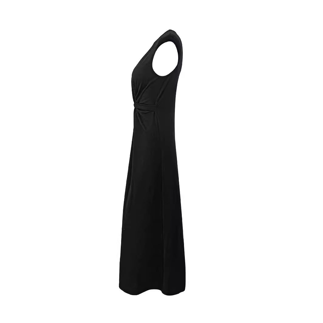 Liss Schlichtes Abendkleid mit hohem Ausschnitt und Raffung Foto 3