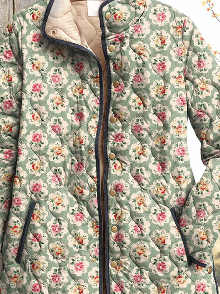 Marijke Steppjacke mit süßem Blumen-Kunstdruck Foto 2