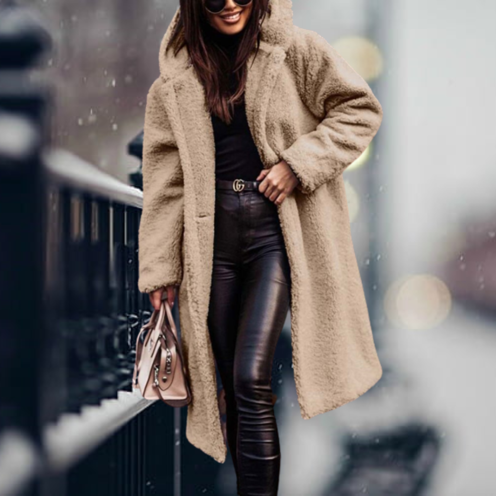 Warme Damen Herbstjacke mit Flauschiger Kapuze in Aprikose