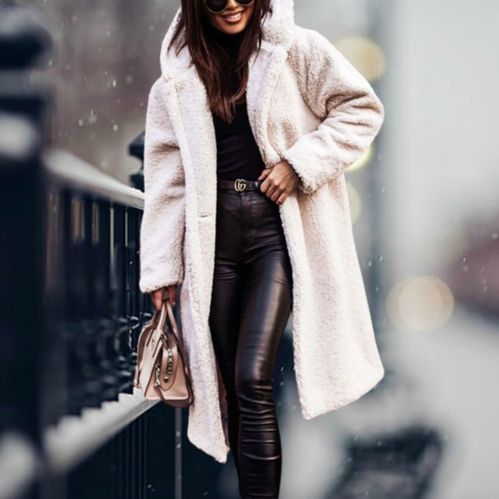 Warme Damen Herbstjacke mit Flauschiger Kapuze in Cremiges Weiß